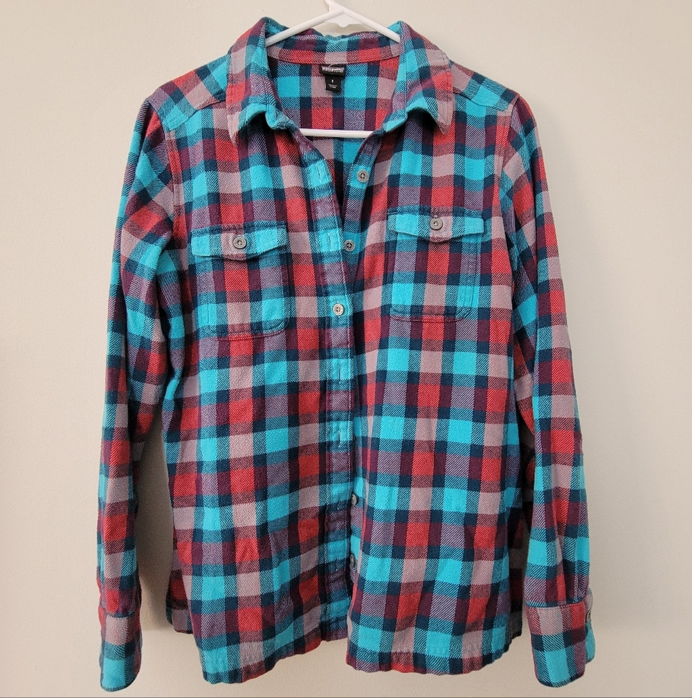Patagonia Cotton Plaid Button Up Women's Size 8 Outdoor Hiking Granola Casual